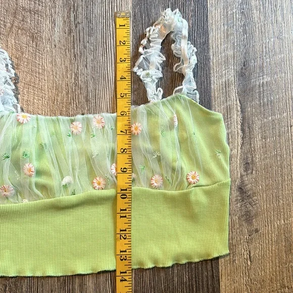 SHEIN MOD Floral Embroidery Ruched Crop Top Size Medium Green Lace Overlay - Picture 8 of 11